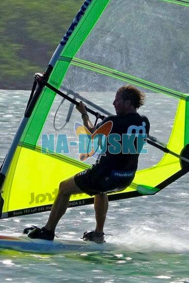 mistral-zonda-6-5m-freeride-windsurfing-rig-dlya-serfinga.png